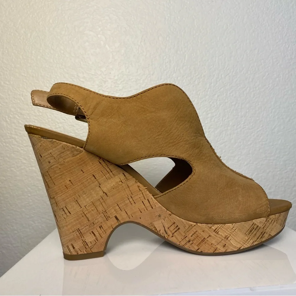 Franco Sarto Gallard Tan Leather Slingback Heels Size 7.5